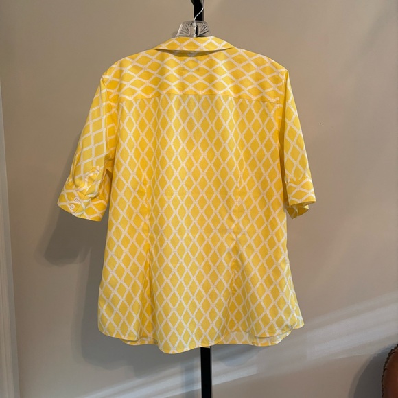 Talbots Casual Yellow and White Button Down Shirt - Picture 6 of 9
